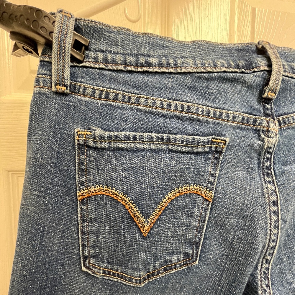 Women's Levi's 515 Embroidered Bootcut, WINE R TAG, 6 x 30.5L - Picture 8 of 14